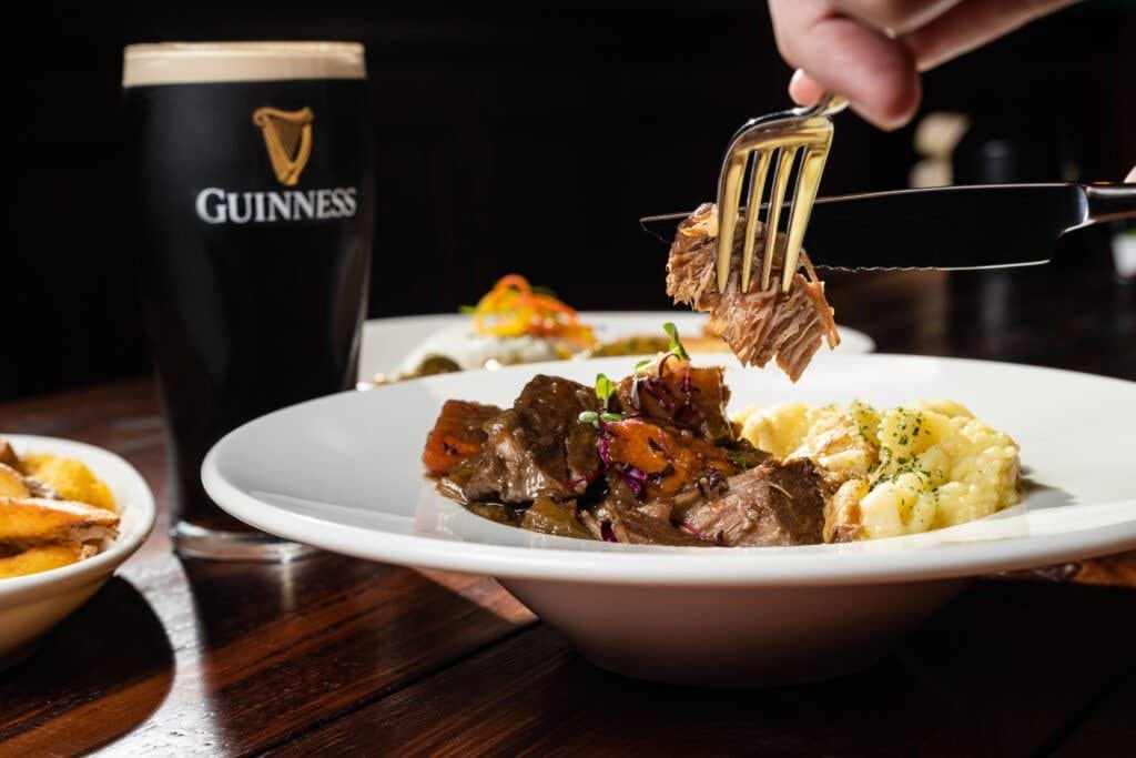 Pub food and drink photography for Irish Vickers in Dubai
